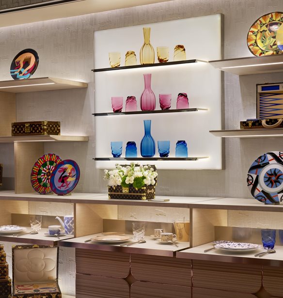 &#x397; &#x3C4;&#x3C1;&#x3B9;&#x3C0;&#x3BB;&#x3AE; &#x3C0;&#x3B1;&#x3C1;&#x3BF;&#x3C5;&#x3C3;&#x3AF;&#x3B1; &#x3C4;&#x3BF;&#x3C5; &#x3BF;&#x3AF;&#x3BA;&#x3BF;&#x3C5; Louis Vuitton &#x3C3;&#x3C4;&#x3B7; Milan Design Week