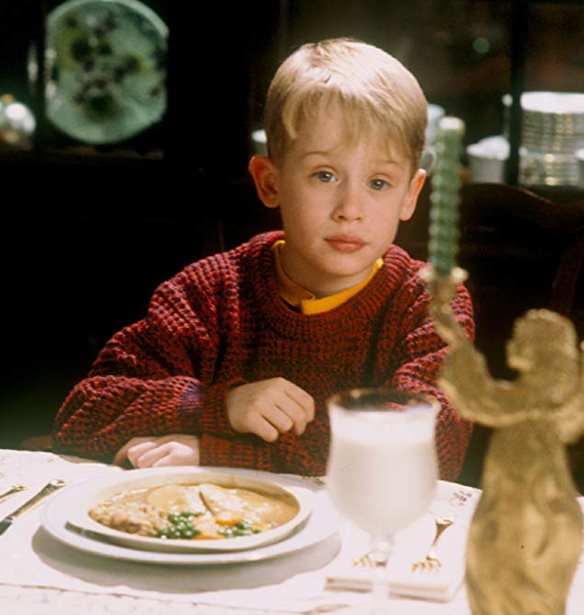 &#x39F; Macaulay Culkin &#x3BC;&#x3AD;&#x3BD;&#x3B5;&#x3B9; &#x3BE;&#x3B1;&#x3BD;&#x3AC; &#x3BC;&#x3CC;&#x3BD;&#x3BF;&#x3C2; &#x3C3;&#x3C4;&#x3BF; &#x3C3;&#x3C0;&#x3AF;&#x3C4;&#x3B9;