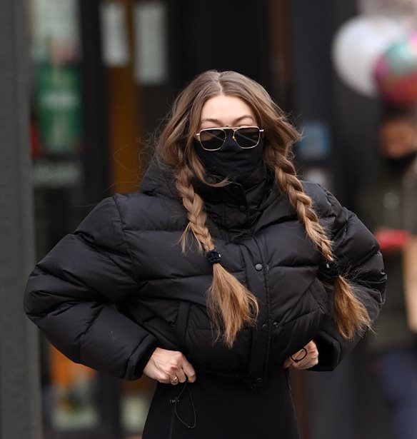 &#x397; Gigi Hadid &#x3C5;&#x3B9;&#x3BF;&#x3B8;&#x3AD;&#x3C4;&#x3B7;&#x3C3;&#x3B5; &#x3C4;&#x3BF; legging trend