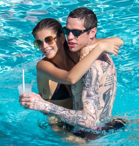 Kaia Gerber: &#x3A4;&#x3B1; &#x3BA;&#x3B1;&#x3C5;&#x3C4;&#x3AC; &#x3C3;&#x3C4;&#x3B9;&#x3B3;&#x3BC;&#x3B9;&#x3CC;&#x3C4;&#x3C5;&#x3C0;&#x3B1; &#x3BC;&#x3B5; &#x3C4;&#x3BF;&#x3BD; &#x3BD;&#x3AD;&#x3BF; &#x3C4;&#x3B7;&#x3C2; &#x3C3;&#x3CD;&#x3BD;&#x3C4;&#x3C1;&#x3BF;&#x3C6;&#x3BF;