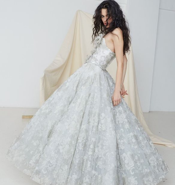 Tα νυφικά που σχεδιάζει η Vivienne Westwood είναι βγαλμένα απ΄τα όνειρά σου