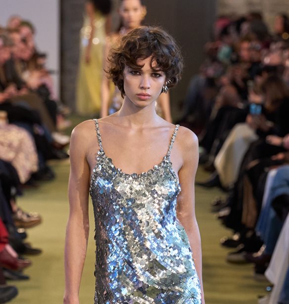 Xmas Icons | Τι περιέχει  η capsule γκαρνταρόμπα των γιορτών;