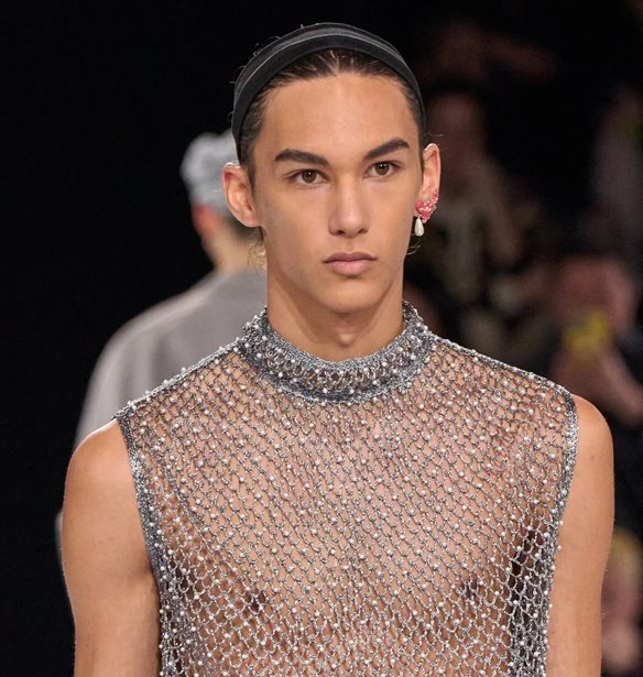 Dior | &#x391;&#x3BD;&#x3B1;&#x3B2;&#x3AC;&#x3BB;&#x3BB;&#x3B5;&#x3C4;&#x3B1;&#x3B9; &#x3B5;&#x3C0;&#x27; &#x3B1;&#x3CC;&#x3C1;&#x3B9;&#x3C3;&#x3C4;&#x3BF;&#x3BD; &#x3C4;&#x3BF; &#x3C3;&#x3CC;&#x3BF;&#x3C5; &#x3C4;&#x3BF;&#x3C5; &#x3BF;&#x3AF;&#x3BA;&#x3BF;&#x3C5; &#x3C3;&#x3C4;&#x3BF; &#x3A7;&#x3BF;&#x3BD;&#x3B3;&#x3BA; &#x39A;&#x3BF;&#x3BD;&#x3B3;&#x3BA;