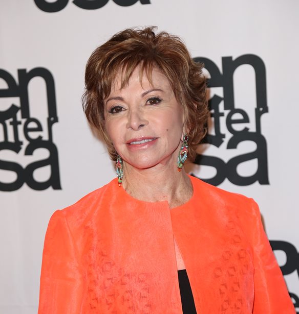 &#x397; &#x3A7;&#x3B9;&#x3BB;&#x3B9;&#x3B1;&#x3BD;&#x3AE; &#x3C3;&#x3C5;&#x3B3;&#x3B3;&#x3C1;&#x3B1;&#x3C6;&#x3AD;&#x3B1;&#x3C2; Isabel Allende &#x3B8;&#x3B1; &#x3B3;&#x3AF;&#x3BD;&#x3B5;&#x3B9; &quot;&#x3BA;&#x3BF;&#x3CD;&#x3BA;&#x3BB;&#x3B1; Barbie&quot;