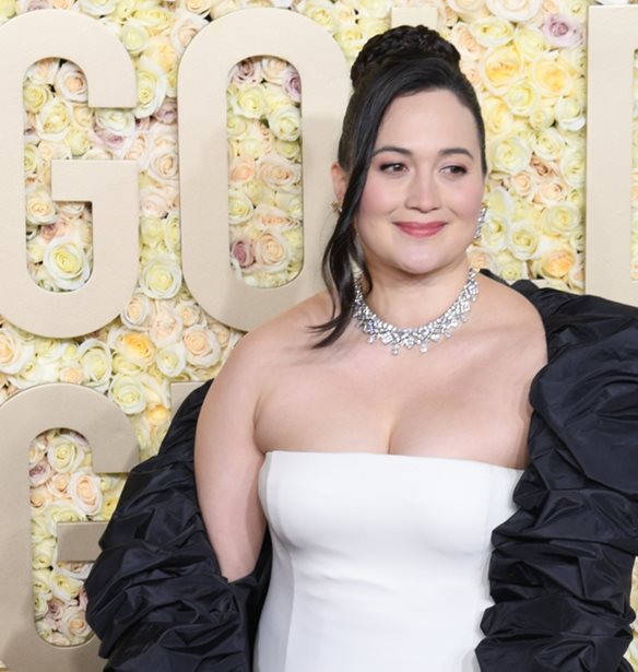 Lily Gladstone | &#x397; &#x3C0;&#x3C1;&#x3CE;&#x3C4;&#x3B7; &#x3B3;&#x3C5;&#x3BD;&#x3B1;&#x3AF;&#x3BA;&#x3B1; &#x3B9;&#x3B8;&#x3B1;&#x3B3;&#x3B5;&#x3BD;&#x3AE;&#x3C2; &#x3C0;&#x3BF;&#x3C5; &#x3BA;&#x3AD;&#x3C1;&#x3B4;&#x3B9;&#x3C3;&#x3B5; Golden Globe