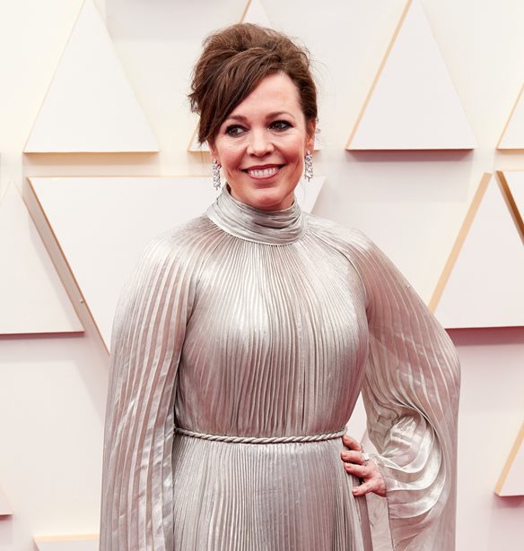 Olivia Colman | &#x3A4;&#x3BF; &#x3C3;&#x3C0;&#x3AC;&#x3BD;&#x3B9;&#x3BF; &#x3C3;&#x3C4;&#x3B9;&#x3B3;&#x3BC;&#x3B9;&#x3CC;&#x3C4;&#x3C5;&#x3C0;&#x3BF; &#x3BC;&#x3B5; &#x3C4;&#x3BF;&#x3BD; &#x3C3;&#x3CD;&#x3B6;&#x3C5;&#x3B3;&#x3CC; &#x3C4;&#x3B7;&#x3C2;, Ed Sinclair