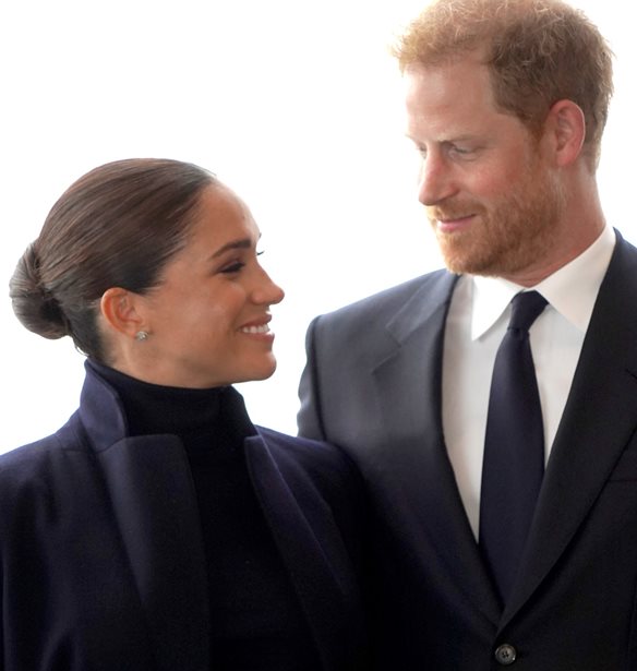 Idris Elba | &#x391;&#x3C0;&#x3BF;&#x3BA;&#x3AC;&#x3BB;&#x3C5;&#x3C8;&#x3B5; &#x3C0;&#x3BF;&#x3B9;&#x3B1; &#x3C4;&#x3C1;&#x3B1;&#x3B3;&#x3BF;&#x3CD;&#x3B4;&#x3B9;&#x3B1; &#x3B5;&#x3AF;&#x3C7;&#x3B5; &#x3C0;&#x3B1;&#x3AF;&#x3BE;&#x3B5;&#x3B9; &#x3C9;&#x3C2; DJ &#x3C3;&#x3C4;&#x3BF;&#x3BD; &#x3B3;&#x3AC;&#x3BC;&#x3BF; &#x3C4;&#x3BF;&#x3C5; &#x3C0;&#x3C1;&#x3AF;&#x3B3;&#x3BA;&#x3B9;&#x3C0;&#x3B1; Harry &#x3BA;&#x3B1;&#x3B9; &#x3C4;&#x3B7;&#x3C2; Meghan