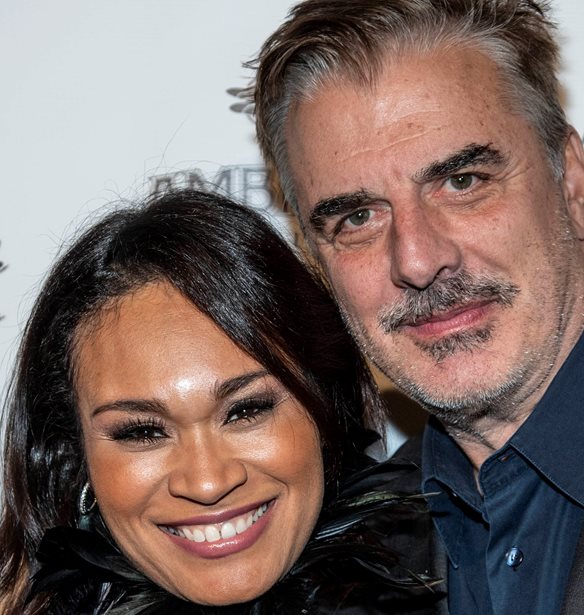 Tara Wilson | &#x397; &#x3C3;&#x3CD;&#x3B6;&#x3C5;&#x3B3;&#x3BF;&#x3C2; &#x3C4;&#x3BF;&#x3C5; Chris Noth &#x3BC;&#x3B5; &#x3B4;&#x3AC;&#x3BA;&#x3C1;&#x3C5;&#x3B1; &#x3C3;&#x3C4;&#x3B1; &#x3BC;&#x3AC;&#x3C4;&#x3B9;&#x3B1;, &#x3C7;&#x3C9;&#x3C1;&#x3AF;&#x3C2; &#x3C4;&#x3B7; &#x3B2;&#x3AD;&#x3C1;&#x3B1; &#x3C4;&#x3B7;&#x3C2;