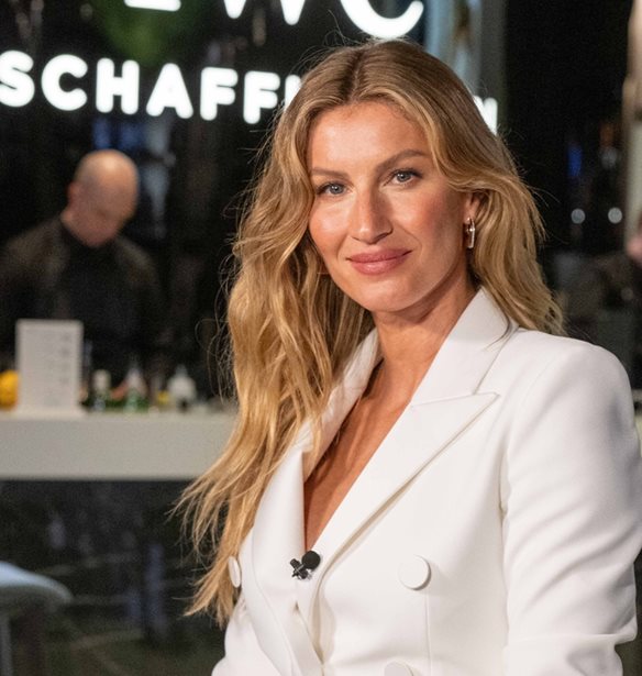 Gisele | &#x397; &#x3B1;&#x3C0;&#x3BF;&#x3BA;&#x3AC;&#x3BB;&#x3C5;&#x3C8;&#x3B7; &#x3B3;&#x3B9;&#x3B1; &#x3C4;&#x3B9;&#x3C2; &#x3C0;&#x3C1;&#x3CE;&#x3C4;&#x3B5;&#x3C2; &#x3B7;&#x3BC;&#x3AD;&#x3C1;&#x3B5;&#x3C2; &#x3BC;&#x3B5; &#x3C4;&#x3BF; &#x3BD;&#x3B5;&#x3BF;&#x3B3;&#x3AD;&#x3BD;&#x3BD;&#x3B7;&#x3C4;&#x3BF; &#x3BC;&#x3C9;&#x3C1;&#x3CC; &#x3C4;&#x3B7;&#x3C2;