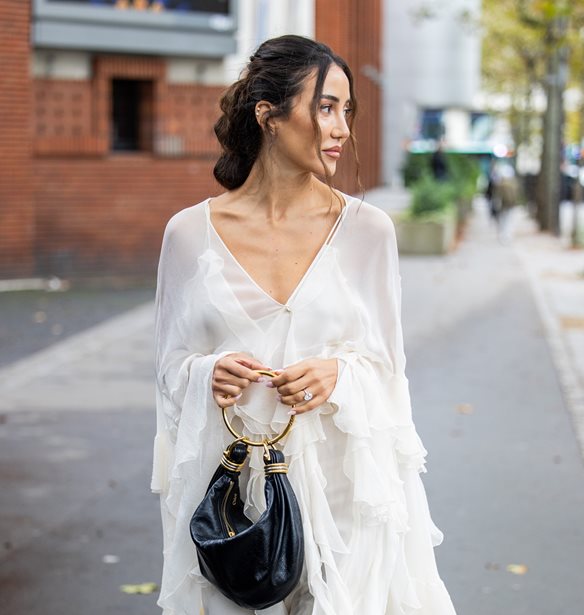 &#x3A4;&#x3BF; boho &#x3B1;&#x3AD;&#x3C1;&#x3B9;&#x3BD;&#x3BF; &#x3C6;&#x3CC;&#x3C1;&#x3B5;&#x3BC;&#x3B1; &#x3B1;&#x3C0;&#x3CC; &#x3C4;&#x3B7; Massimo Dutti &#x3C0;&#x3BF;&#x3C5; &#x3C3;&#x3C5;&#x3BD;&#x3B4;&#x3C5;&#x3AC;&#x3B6;&#x3B5;&#x3B9; &#x3BA;&#x3BF;&#x3BC;&#x3C8;&#x3CC;&#x3C4;&#x3B7;&#x3C4;&#x3B1; &#x3BA;&#x3B1;&#x3B9; &#x3AC;&#x3BD;&#x3B5;&#x3C3;&#x3B7;