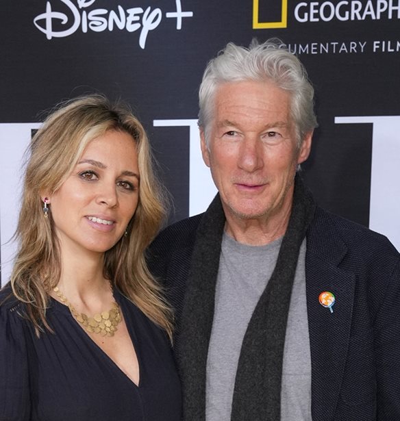 Richard Gere | &#x397; &#x3C3;&#x3C0;&#x3AC;&#x3BD;&#x3B9;&#x3B1; &#x3C6;&#x3C9;&#x3C4;&#x3BF;&#x3B3;&#x3C1;&#x3B1;&#x3C6;&#x3AF;&#x3B1; &#x3BC;&#x3B5; &#x3C4;&#x3BF;&#x3BD; 2 &#x3B5;&#x3C4;&#x3CE;&#x3BD; &#x3B3;&#x3B9;&#x3BF; &#x3C4;&#x3BF;&#x3C5; &#x3BA;&#x3B1;&#x3B9; &#x3C4;&#x3B7; &#x3C3;&#x3CD;&#x3B6;&#x3C5;&#x3B3;&#x3CC; &#x3C4;&#x3BF;&#x3C5;, Alejandra