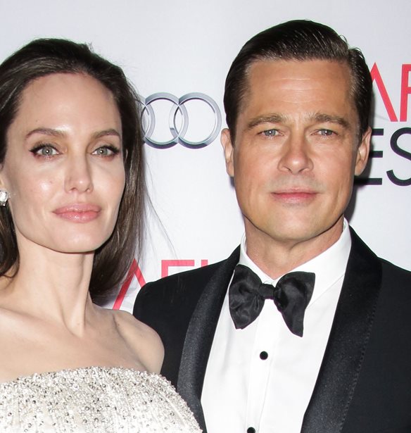 Angelina Jolie | &#x397; &#x3C3;&#x3B7;&#x3BC;&#x3B1;&#x3BD;&#x3C4;&#x3B9;&#x3BA;&#x3AE; &#x3BD;&#x3AF;&#x3BA;&#x3B7; &#x3C3;&#x3C4;&#x3B7; &#x3B4;&#x3B9;&#x3BA;&#x3B1;&#x3C3;&#x3C4;&#x3B9;&#x3BA;&#x3AE; &#x3B4;&#x3B9;&#x3B1;&#x3BC;&#x3AC;&#x3C7;&#x3B7; &#x3B5;&#x3BD;&#x3B1;&#x3BD;&#x3C4;&#x3AF;&#x3BF;&#x3BD; &#x3C4;&#x3BF;&#x3C5; Brad Pitt &#x3B3;&#x3B9;&#x3B1; &#x3C4;&#x3BF; &#x3BF;&#x3B9;&#x3BD;&#x3BF;&#x3C0;&#x3BF;&#x3B9;&#x3B5;&#x3AF;&#x3BF;