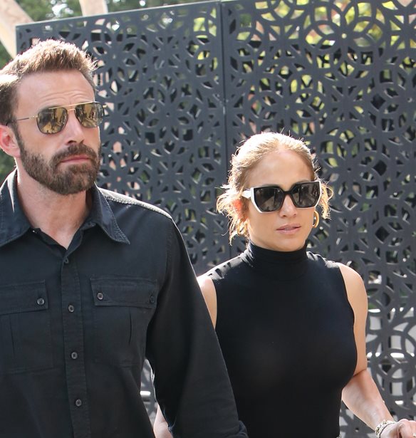 Jennifer Lopez- Ben Affleck | &#x39F; &#x3B5;&#x3BA;&#x3BD;&#x3B5;&#x3C5;&#x3C1;&#x3B9;&#x3C3;&#x3BC;&#x3CC;&#x3C2; &#x3BC;&#x3B5; &#x3C4;&#x3BF;&#x3C5;&#x3C2; &#x3C0;&#x3B1;&#x3C1;&#x3B1;&#x3C1;&#x3AC;&#x3C4;&#x3C3;&#x3B9; &#x3BC;&#x3B5;&#x3C4;&#x3AC; &#x3C4;&#x3BF; &#x3C1;&#x3BF;&#x3BC;&#x3B1;&#x3BD;&#x3C4;&#x3B9;&#x3BA;&#x3CC; &#x3C4;&#x3BF;&#x3C5;&#x3C2; &#x3B4;&#x3B5;&#x3AF;&#x3C0;&#x3BD;&#x3BF; (&#x3B2;&#x3AF;&#x3BD;&#x3C4;&#x3B5;&#x3BF;)