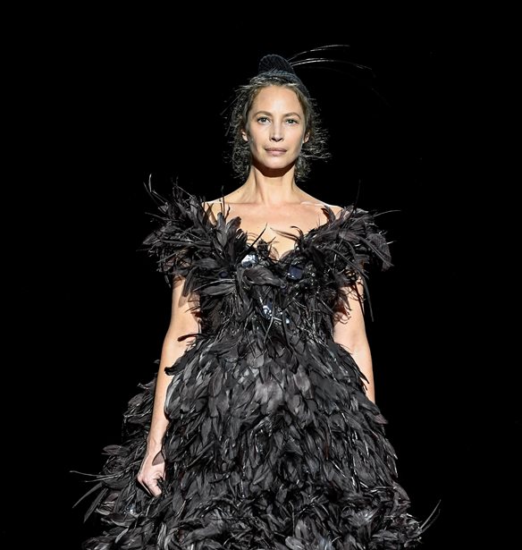&#x3A4;&#x3BF; &#x3C5;&#x3C0;&#x3AD;&#x3C1;&#x3BF;&#x3C7;&#x3BF; &#x3BC;&#x3AE;&#x3BD;&#x3C5;&#x3BC;&#x3B1; &#x3C4;&#x3B7;&#x3C2; Christy Turlington &#x3C3;&#x3C4;&#x3BF; Instagram &#x3BC;&#x3B5;&#x3C4;&#x3AC; &#x3C4;&#x3BF; show &#x3C4;&#x3BF;&#x3C5; Marc Jacobs