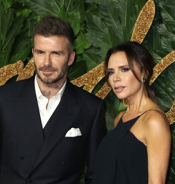 &quot;&#x3A0;&#x3B1;&#x3C1;&#x3B1;&#x3BA;&#x3B1;&#x3BB;&#x3CE;&quot; | &#x397; Victoria Beckham &#x3C6;&#x3C9;&#x3C4;&#x3BF;&#x3B3;&#x3C1;&#x3B1;&#x3C6;&#x3AF;&#x3B6;&#x3B5;&#x3B9; &#x3C4;&#x3BF;&#x3BD; David Beckham &#x3BC;&#x3B5; &#x3C4;&#x3BF; &#x3B5;&#x3C3;&#x3CE;&#x3C1;&#x3BF;&#x3C5;&#x3C7;&#x3CC; &#x3C4;&#x3BF;&#x3C5; &#x3B3;&#x3B9;&#x3B1; &#x3C7;&#x3AC;&#x3C1;&#x3B7; &#x3CC;&#x3BB;&#x3C9;&#x3BD; &#x3C4;&#x3C9;&#x3BD; &#x3B3;&#x3C5;&#x3BD;&#x3B1;&#x3B9;&#x3BA;&#x3CE;&#x3BD;