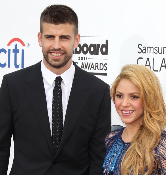 O Gerard Piqu&#xE9; &#x3AD;&#x3B3;&#x3B9;&#x3BD;&#x3B5; Instagram official &#x3BC;&#x3B5; &#x3C4;&#x3B7;&#x3BD; &#x3BD;&#x3AD;&#x3B1; &#x3C4;&#x3BF;&#x3C5; &#x3C3;&#x3CD;&#x3BD;&#x3C4;&#x3C1;&#x3BF;&#x3C6;&#x3BF;, Clara Chia Marti