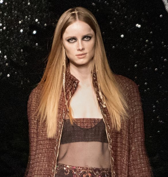 PFW FW &#x27;21 | &#x3A4;&#x3BF; &#x3B4;&#x3C5;&#x3BD;&#x3B1;&#x3BC;&#x3B9;&#x3BA;&#x3CC; comeback &#x3C4;&#x3C9;&#x3BD; &#x3B1;&#x3BE;&#x3B5;&#x3C3;&#x3BF;&#x3C5;&#x3AC;&#x3C1; &#x3BC;&#x3B1;&#x3BB;&#x3BB;&#x3B9;&#x3CE;&#x3BD; &#x3C0;&#x3BF;&#x3C5; &#x3BF;&#x3BC;&#x3BF;&#x3C1;&#x3C6;&#x3B1;&#x3AF;&#x3BD;&#x3BF;&#x3C5;&#x3BD; &#x3C4;&#x3B1; &#x3C7;&#x3C4;&#x3B5;&#x3BD;&#x3AF;&#x3C3;&#x3BC;&#x3B1;&#x3C4;&#x3AC; &#x3BC;&#x3B1;&#x3C2;