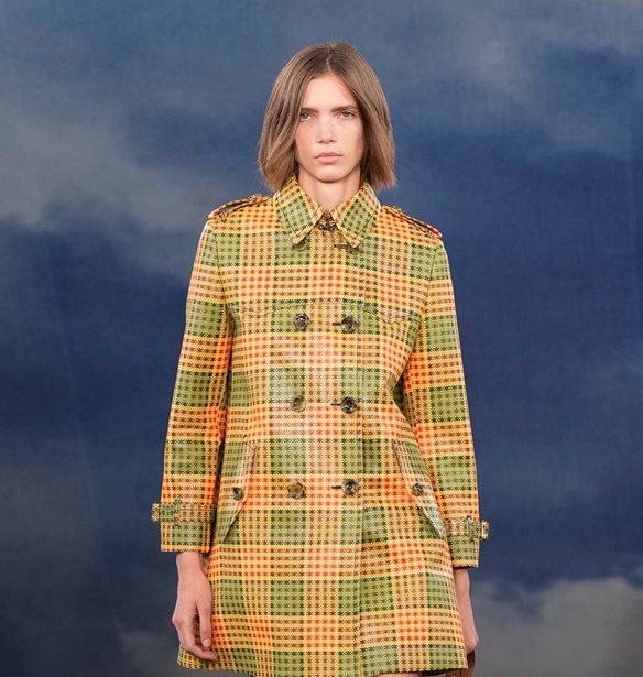 Burberry SS26 | &#x38C;&#x3C4;&#x3B1;&#x3BD; &#x3C4;&#x3BF; &#x3B2;&#x3C1;&#x3B5;&#x3C4;&#x3B1;&#x3BD;&#x3B9;&#x3BA;&#x3CC; &#x3C3;&#x3C4;&#x3B9;&#x3BB; &#x3C3;&#x3C5;&#x3BD;&#x3AC;&#x3BD;&#x3C4;&#x3B7;&#x3C3;&#x3B5; &#x3C4;&#x3BF; Rock &#x27;n&#x27; Roll