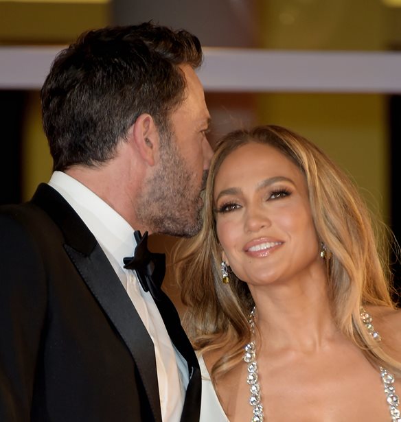 Jennifer Lopez | &#x3A4;&#x3BF; &#x3BD;&#x3AD;&#x3BF; viral &#x3B2;&#x3AF;&#x3BD;&#x3C4;&#x3B5;&#x3BF; &#x3BC;&#x3B5; &#x3C4;&#x3BF;&#x3BD; Ben Affleck