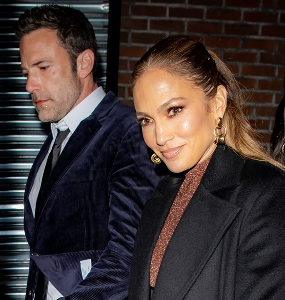 Jennifer Lopez | Full in love &#x3C3;&#x3C4;&#x3B7;&#x3BD; &#x3C4;&#x3B5;&#x3BB;&#x3B5;&#x3C5;&#x3C4;&#x3B1;&#x3AF;&#x3B1; &#x3C4;&#x3B7;&#x3C2; &#x3C6;&#x3C9;&#x3C4;&#x3BF;&#x3B3;&#x3C1;&#x3B1;&#x3C6;&#x3AF;&#x3B1; (&#x3C7;&#x3C9;&#x3C1;&#x3AF;&#x3C2; &#x3C4;&#x3BF;&#x3BD; Ben Affleck)