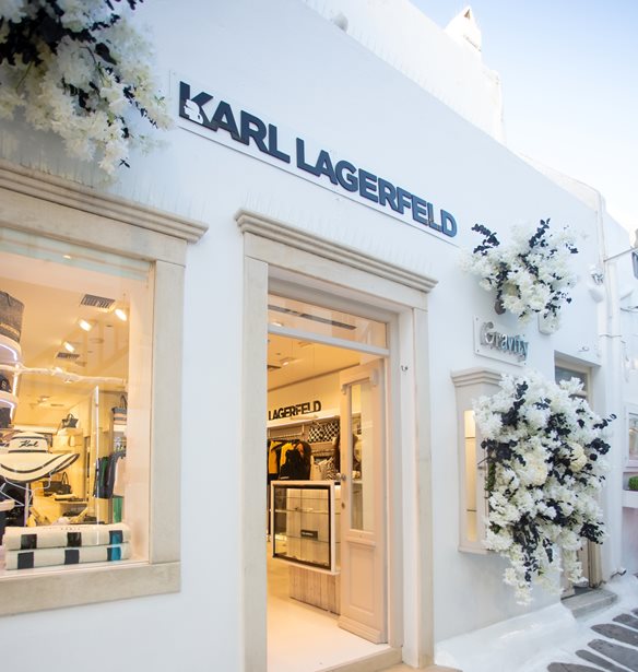 &#x397; Karl Lagerfeld &#x3BA;&#x3B1;&#x3BB;&#x3C9;&#x3C3;&#x3BF;&#x3C1;&#x3AF;&#x3B6;&#x3B5;&#x3B9; &#x3C4;&#x3BF; &#x3BA;&#x3B1;&#x3BB;&#x3BF;&#x3BA;&#x3B1;&#x3AF;&#x3C1;&#x3B9; &#x3BC;&#x3B5; &#x3C4;&#x3B1; &#x3B5;&#x3B3;&#x3BA;&#x3B1;&#x3AF;&#x3BD;&#x3B9;&#x3B1; &#x3C4;&#x3BF;&#x3C5; &#x3C0;&#x3C1;&#x3CE;&#x3C4;&#x3BF;&#x3C5; &#x3C4;&#x3B7;&#x3C2; pop up store &#x3C3;&#x3C4;&#x3B7; &#x39C;&#x3CD;&#x3BA;&#x3BF;&#x3BD;&#x3BF;