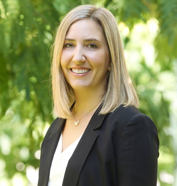 &#x397; &#x399;&#x3C9;&#x3AC;&#x3BD;&#x3BD;&#x3B1; &#x39C;&#x3AF;&#x3B3;&#x3B3;&#x3BF;&#x3C5; &#x3BC;&#x3B9;&#x3BB;&#x3AC;&#x3B5;&#x3B9; &#x3B3;&#x3B9;&#x3B1; &#x3C4;&#x3B7; &#x3B3;&#x3C5;&#x3BD;&#x3B1;&#x3B9;&#x3BA;&#x3B5;&#x3AF;&#x3B1; &#x3B5;&#x3BD;&#x3B4;&#x3C5;&#x3BD;&#x3AC;&#x3BC;&#x3C9;&#x3C3;&#x3B7; &#x3BA;&#x3B1;&#x3B9; &#x3B5;&#x3C0;&#x3B9;&#x3C7;&#x3B5;&#x3B9;&#x3C1;&#x3B7;&#x3BC;&#x3B1;&#x3C4;&#x3B9;&#x3BA;&#x3CC;&#x3C4;&#x3B7;&#x3C4;&#x3B1;