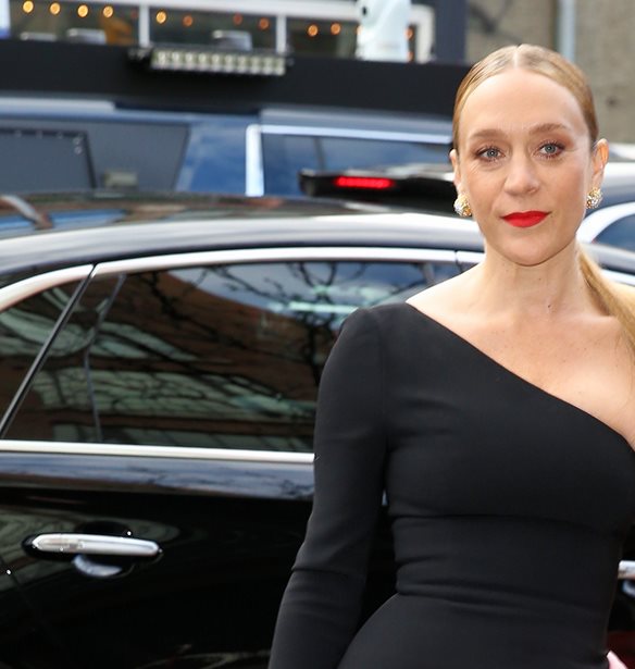 Chlo&#xEB; Sevigny | &#x3A0;&#x3B1;&#x3BD;&#x3C4;&#x3C1;&#x3B5;&#x3CD;&#x3C4;&#x3B7;&#x3BA;&#x3B5; &#x3BA;&#x3B1;&#x3B9; &#x3C6;&#x3CC;&#x3C1;&#x3B5;&#x3C3;&#x3B5; &#x3C4;&#x3BF; &#x3C0;&#x3B9;&#x3BF; avant-garde Jean Paul Gaultier &#x3BD;&#x3C5;&#x3C6;&#x3B9;&#x3BA;&#x3CC;