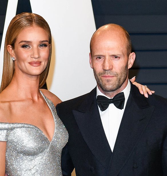 Rosie Huntington-Whiteley | &#x397; &#x3C0;&#x3C1;&#x3CE;&#x3C4;&#x3B7; &#x3C6;&#x3C9;&#x3C4;&#x3BF;&#x3B3;&#x3C1;&#x3B1;&#x3C6;&#x3AF;&#x3B1; &#x3C4;&#x3B7;&#x3C2; &#x3BA;&#x3CC;&#x3C1;&#x3B7;&#x3C2; &#x3C4;&#x3B7;&#x3C2; &#x3BA;&#x3B1;&#x3B9; &#x3B7; &#x3B1;&#x3C0;&#x3BF;&#x3BA;&#x3AC;&#x3BB;&#x3C5;&#x3C8;&#x3B7; &#x3C4;&#x3BF;&#x3C5; &#x3BF;&#x3BD;&#x3CC;&#x3BC;&#x3B1;&#x3C4;&#x3CC;&#x3C2; &#x3C4;&#x3B7;&#x3C2;