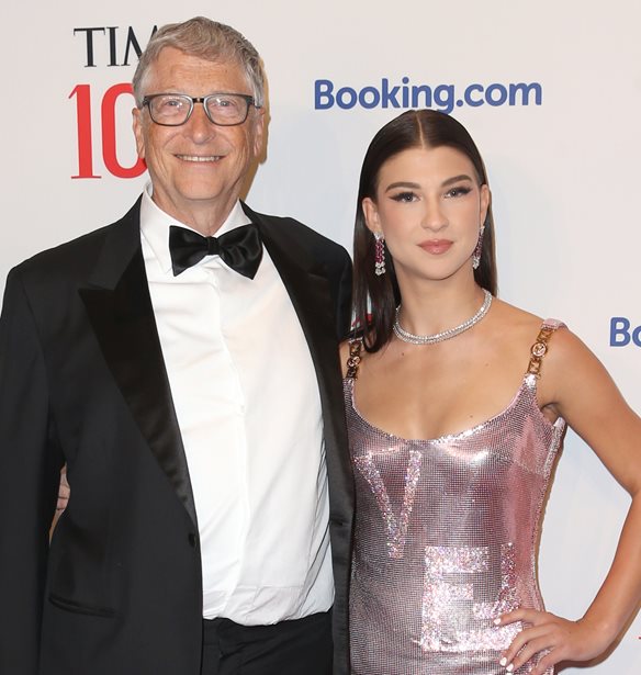 Bill Gates | &#x39F;&#x3B9; &#x3B5;&#x3C5;&#x3C7;&#x3AD;&#x3C2; &#x3BA;&#x3B1;&#x3B9; &#x3BF;&#x3B9; throwback &#x3C6;&#x3C9;&#x3C4;&#x3BF;&#x3B3;&#x3C1;&#x3B1;&#x3C6;&#x3AF;&#x3B5;&#x3C2; &#x3B3;&#x3B9;&#x3B1; &#x3C4;&#x3B1; 20&#x3B1; &#x3B3;&#x3B5;&#x3BD;&#x3AD;&#x3B8;&#x3BB;&#x3B9;&#x3B1; &#x3C4;&#x3B7;&#x3C2; &#x3BA;&#x3CC;&#x3C1;&#x3B7;&#x3C2; &#x3C4;&#x3BF;&#x3C5;, Phoebe