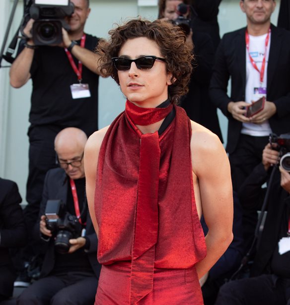 Timoth&#xE9;e Chalamet | &#x397; &#x3B5;&#x3BC;&#x3C6;&#x3AC;&#x3BD;&#x3B9;&#x3C3;&#x3B7; &#x3C3;&#x3C4;&#x3B7; &#x392;&#x3B5;&#x3BD;&#x3B5;&#x3C4;&#x3AF;&#x3B1; &#x3BC;&#x3B5; &#x3B5;&#x3BE;&#x3CE;&#x3C0;&#x3BB;&#x3B1;&#x3C4;&#x3BF; top &#x3C0;&#x3BF;&#x3C5; &#x3AD;&#x3BA;&#x3B1;&#x3BD;&#x3B5; &#x3C4;&#x3BF;&#x3C5;&#x3C2; fans &#x3C4;&#x3BF;&#x3C5; &#x3BD;&#x3B1; &#x3C4;&#x3BF;&#x3BD; &#x27;&#x3C0;&#x3C1;&#x3BF;&#x3C3;&#x3BA;&#x3C5;&#x3BD;&#x3BF;&#x3CD;&#x3BD;&#x27; &#x3B3;&#x3B9;&#x3B1; &#x3B1;&#x3BA;&#x3CC;&#x3BC;&#x3B1; &#x3BC;&#x3B9;&#x3B1; &#x3C6;&#x3BF;&#x3C1;&#x3AC;