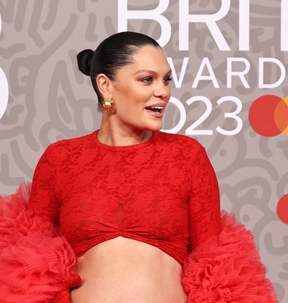 Brit Awards 2023 | &#x39F;&#x3B9; &#x3B4;&#x3B9;&#x3AC;&#x3C3;&#x3B7;&#x3BC;&#x3BF;&#x3B9; &#x3C0;&#x3BF;&#x3C5; &#x3AD;&#x3B4;&#x3C9;&#x3C3;&#x3B1;&#x3BD; &#x3C4;&#x3BF; &#x3C0;&#x3B1;&#x3C1;&#x3CE;&#x3BD; &#x3C3;&#x3C4;&#x3B7; &#x3BB;&#x3B1;&#x3BC;&#x3C0;&#x3B5;&#x3C1;&#x3AE; &#x3B2;&#x3C1;&#x3B1;&#x3B4;&#x3B9;&#x3AC;