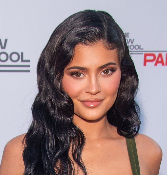 &#x397; Kylie Jenner &#x3B1;&#x3C0;&#x3BF;&#x3BA;&#x3AC;&#x3BB;&#x3C5;&#x3C8;&#x3B5; &#x3C4;&#x3B9;&#x3C2; &#x3B1;&#x3BB;&#x3BB;&#x3B1;&#x3B3;&#x3AD;&#x3C2; &#x3C0;&#x3BF;&#x3C5; &#x3AD;&#x3C7;&#x3B5;&#x3B9; &#x3BA;&#x3AC;&#x3BD;&#x3B5;&#x3B9; &#x3C3;&#x3C4;&#x3BF; &#x3C0;&#x3C1;&#x3CC;&#x3C3;&#x3C9;&#x3C0;&#x3CC; &#x3C4;&#x3B7;&#x3C2;