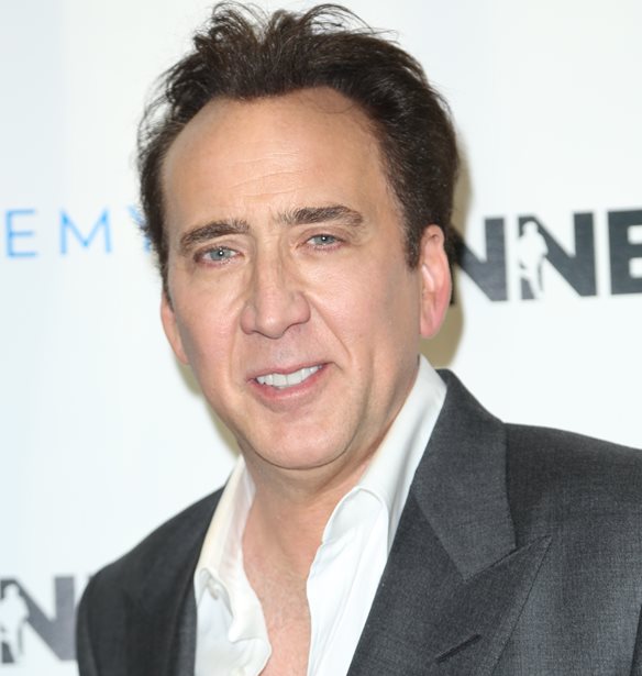 Nicolas Cage | &#x393;&#x3B9;&#x3B1;&#x3C4;&#x3AF; &#x3BF;&#x3B9; fans &#x3C4;&#x3BF;&#x3C5; &#x3C3;&#x3C5;&#x3BD;&#x3AE;&#x3B8;&#x3B9;&#x3B6;&#x3B1;&#x3BD; &#x3BD;&#x3B1; &#x3C4;&#x3BF;&#x3BD; &#x3C7;&#x3B1;&#x3C3;&#x3C4;&#x3BF;&#x3C5;&#x3BA;&#x3AF;&#x3B6;&#x3BF;&#x3C5;&#x3BD; &#x3BA;&#x3AC;&#x3B8;&#x3B5; &#x3C6;&#x3BF;&#x3C1;&#x3AC; &#x3C0;&#x3BF;&#x3C5; &#x3C4;&#x3BF;&#x3BD; &#x3C3;&#x3C5;&#x3BD;&#x3B1;&#x3BD;&#x3C4;&#x3BF;&#x3CD;&#x3C3;&#x3B1;&#x3BD; &#x3C3;&#x3B5; &#x3B1;&#x3B5;&#x3C1;&#x3BF;&#x3B4;&#x3C1;&#x3CC;&#x3BC;&#x3B9;&#x3BF;;