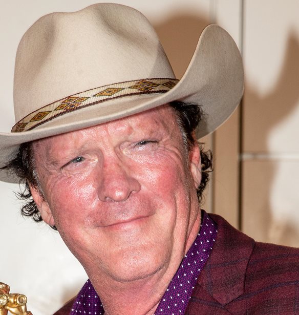 O Michael Madsen &#x3C3;&#x3C5;&#x3BD;&#x3B5;&#x3BB;&#x3AE;&#x3C6;&#x3B8;&#x3B7; &#x3C3;&#x3C4;&#x3BF; &#x39C;&#x3B1;&#x3BB;&#x3B9;&#x3BC;&#x3C0;&#x3BF;&#x3CD; &#x3AD;&#x3BD;&#x3B1;&#x3BD; &#x3BC;&#x3AE;&#x3BD;&#x3B1; &#x3BC;&#x3B5;&#x3C4;&#x3AC; &#x3C4;&#x3B7;&#x3BD; &#x3B1;&#x3C5;&#x3C4;&#x3BF;&#x3BA;&#x3C4;&#x3BF;&#x3BD;&#x3AF;&#x3B1; &#x3C4;&#x3BF;&#x3C5; &#x3B3;&#x3B9;&#x3BF;&#x3C5; &#x3C4;&#x3BF;&#x3C5;