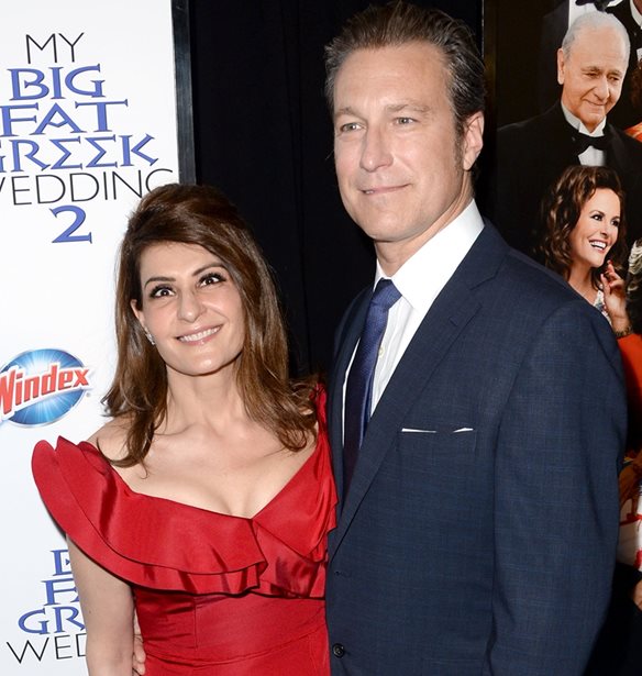 And Just Like That | &#x397; &#x3B1;&#x3C0;&#x3BF;&#x3BA;&#x3AC;&#x3BB;&#x3C5;&#x3C8;&#x3B7; &#x3C4;&#x3B7;&#x3C2; Nia Vardalos &#x3B3;&#x3B9;&#x3B1; &#x3BC;&#x3B9;&#x3B1; &#x3C3;&#x3BA;&#x3B7;&#x3BD;&#x3AE; &#x3C4;&#x3BF;&#x3C5; John Corbett &#x3C0;&#x3BF;&#x3C5; &#x3B8;&#x3B1; &#x3B5;&#x3BA;&#x3C4;&#x3B9;&#x3BC;&#x3AE;&#x3C3;&#x3BF;&#x3C5;&#x3BD; &#x3BF;&#x3B9; fans
