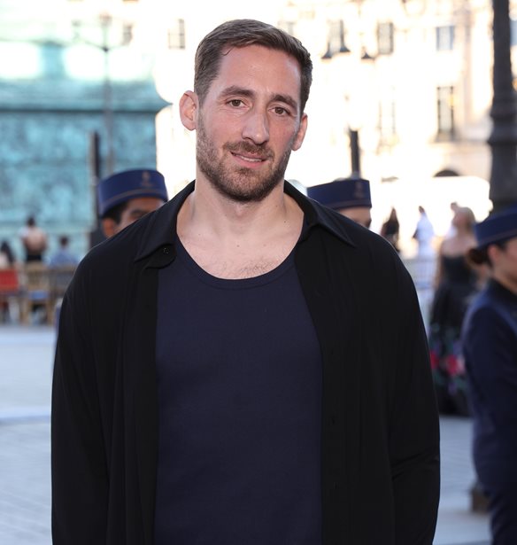 &#x39F; Antonin Tron &#x3B5;&#x3AF;&#x3BD;&#x3B1;&#x3B9; &#x3BF; &#x3BD;&#x3AD;&#x3BF;&#x3C2; creative director &#x3C4;&#x3BF;&#x3C5; &#x3BF;&#x3AF;&#x3BA;&#x3BF;&#x3C5; Balmain