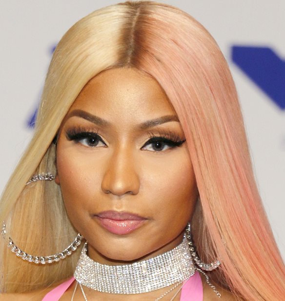 &#x397; Nicki Minaj &#x3C6;&#x3C9;&#x3C4;&#x3BF;&#x3B3;&#x3C1;&#x3B1;&#x3C6;&#x3AE;&#x3B8;&#x3B7;&#x3BA;&#x3B5; &#x3B3;&#x3C5;&#x3BC;&#x3BD;&#x3AE; &#x3B3;&#x3B9;&#x3B1; &#x3BD;&#x3B1; &#x3B3;&#x3B9;&#x3BF;&#x3C1;&#x3C4;&#x3AC;&#x3C3;&#x3B5;&#x3B9; &#x3C4;&#x3B1; 38&#x3B1; &#x3B3;&#x3B5;&#x3BD;&#x3AD;&#x3B8;&#x3BB;&#x3B9;&#x3AC; &#x3C4;&#x3B7;&#x3C2;