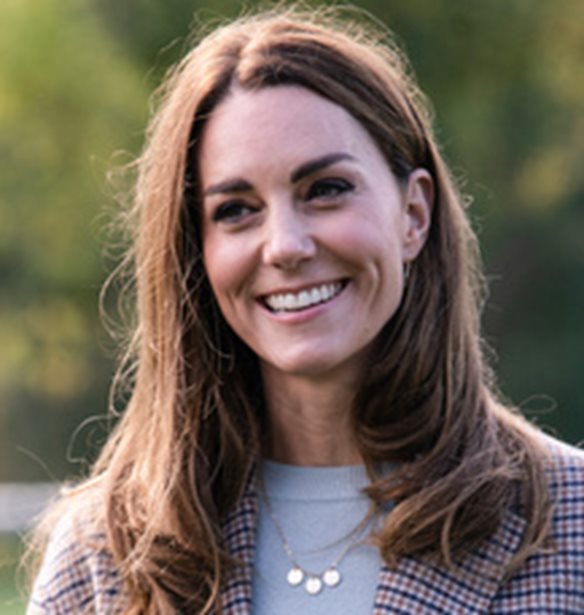 Kate Middleton | &#x388;&#x3BA;&#x3B1;&#x3BD;&#x3B5; &#x3C4;&#x3B7;&#x3BD; &#x3C0;&#x3C1;&#x3CE;&#x3C4;&#x3B7; &#x3B4;&#x3CC;&#x3C3;&#x3B7; &#x3C4;&#x3BF;&#x3C5; &#x3B5;&#x3BC;&#x3B2;&#x3BF;&#x3BB;&#x3AF;&#x3BF;&#x3C5; &#x3BA;&#x3B1;&#x3C4;&#x3AC; &#x3C4;&#x3B7;&#x3C2; covid-19