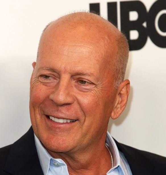 Bruce Willis | &#x397; &#x3C3;&#x3CD;&#x3B6;&#x3C5;&#x3B3;&#x3CC;&#x3C2; &#x3C4;&#x3BF;&#x3C5; &#x3BC;&#x3B9;&#x3BB;&#x3AC;&#x3B5;&#x3B9; &#x3C0;&#x3C1;&#x3CE;&#x3C4;&#x3B7; &#x3C6;&#x3BF;&#x3C1;&#x3AC; &#x3B3;&#x3B9;&#x3B1; &#x3C4;&#x3B7;&#x3BD; &#x3BA;&#x3B1;&#x3C4;&#x3AC;&#x3C3;&#x3C4;&#x3B1;&#x3C3;&#x3B7; &#x3C4;&#x3B7;&#x3C2; &#x3C5;&#x3B3;&#x3B5;&#x3AF;&#x3B1;&#x3C2; &#x3C4;&#x3BF;&#x3C5; &#x3BA;&#x3B1;&#x3B9; &#x3C4;&#x3B1; &#x3BD;&#x3AD;&#x3B1; &#x3B4;&#x3B5;&#x3BD; &#x3B5;&#x3AF;&#x3BD;&#x3B1;&#x3B9; &#x3BA;&#x3B1;&#x3BB;&#x3AC;