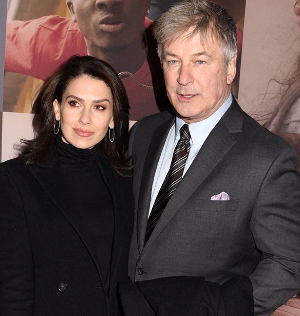 Alec &amp; Hilaria Baldwin | &#x391;&#x3C0;&#x3BF;&#x3BA;&#x3AC;&#x3BB;&#x3C5;&#x3C8;&#x3B1;&#x3BD; &#x3C4;&#x3BF; &#x3C6;&#x3CD;&#x3BB;&#x3BF; &#x3C4;&#x3BF;&#x3C5; &#x3AD;&#x3B2;&#x3B4;&#x3BF;&#x3BC;&#x3BF;&#x3C5; &#x3C0;&#x3B1;&#x3B9;&#x3B4;&#x3B9;&#x3BF;&#x3CD; &#x3C0;&#x3BF;&#x3C5; &#x3C0;&#x3B5;&#x3C1;&#x3B9;&#x3BC;&#x3AD;&#x3BD;&#x3BF;&#x3C5;&#x3BD;