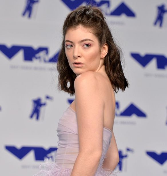 &#x397; Lorde &#x3BA;&#x3B1;&#x3B9; &#x3B7; Ariana Grande &#x3B8;&#x3B1; &#x3BA;&#x3C5;&#x3BA;&#x3BB;&#x3BF;&#x3C6;&#x3BF;&#x3C1;&#x3AE;&#x3C3;&#x3BF;&#x3C5;&#x3BD; &#x3BD;&#x3AD;&#x3BF; &#x3AC;&#x3BB;&#x3BC;&#x3C0;&#x3BF;&#x3C5;&#x3BC; &#x3B1;&#x3BD; &#x3BF;&#x3B9; &#x3B8;&#x3B1;&#x3C5;&#x3BC;&#x3B1;&#x3C3;&#x3C4;&#x3AD;&#x3C2; &#x3C4;&#x3BF;&#x3C5;&#x3C2; &#x3C8;&#x3B7;&#x3C6;&#x3AF;&#x3C3;&#x3BF;&#x3C5;&#x3BD; &#x3C3;&#x3C4;&#x3B9;&#x3C2; &#x3B5;&#x3BA;&#x3BB;&#x3BF;&#x3B3;&#x3AD;&#x3C2;