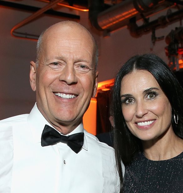 &#x39F; Bruce Willis &#x3C7;&#x3BF;&#x3C1;&#x3B5;&#x3CD;&#x3B5;&#x3B9; &#x3C3;&#x3C4;&#x3B7;&#x3BD; &#x3BA;&#x3BF;&#x3C5;&#x3B6;&#x3AF;&#x3BD;&#x3B1; &#x3BC;&#x3B5; &#x3C4;&#x3B7; Demi Moore | &#x3A4;&#x3BF; &#x3B2;&#x3AF;&#x3BD;&#x3C4;&#x3B5;&#x3BF; &#x3C0;&#x3BF;&#x3C5; &#x3C4;&#x3C1;&#x3AC;&#x3B2;&#x3B7;&#x3BE;&#x3B5; &#x3B7; &#x3BA;&#x3CC;&#x3C1;&#x3B7; &#x3C4;&#x3BF;&#x3C5;&#x3C2;, Rumer Willis