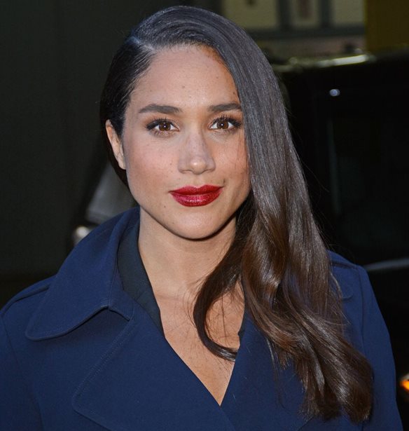 H &#x39C;eghan Markle &#x3C3;&#x3C5;&#x3BD;&#x3AC;&#x3BD;&#x3C4;&#x3B7;&#x3C3;&#x3B5; &#x3C4;&#x3B7;&#x3BD; Kate Middleton &#x3BA;&#x3B1;&#x3B9; &#x3C4;&#x3B7;&#x3BD; &#x3C0;&#x3C1;&#x3B9;&#x3B3;&#x3BA;&#x3AF;&#x3C0;&#x3B9;&#x3C3;&#x3C3;&#x3B1; Charlotte