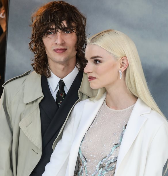 Anya Taylor-Joy | &#x3A0;&#x3BF;&#x3B9;&#x3BF;&#x3C2; &#x3B5;&#x3AF;&#x3BD;&#x3B1;&#x3B9; &#x3BF; &#x3BC;&#x3BF;&#x3C5;&#x3C3;&#x3B9;&#x3BA;&#x3CC;&#x3C2; &#x3C3;&#x3CD;&#x3BD;&#x3C4;&#x3C1;&#x3BF;&#x3C6;&#x3CC;&#x3C2; &#x3C4;&#x3B7;&#x3C2;, Malcolm McRae;