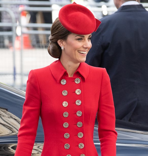 Ξέρουμε που θα βρεις την μπλούζα της Kate Middleton