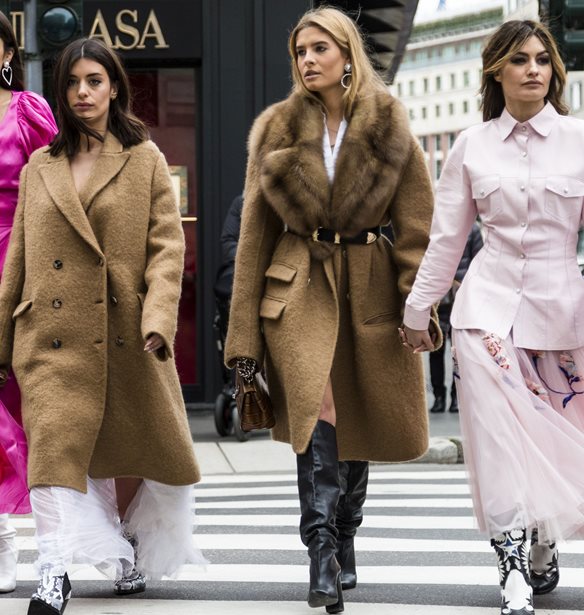 #MFW | &#x3A4;&#x3BF; &#x3BA;&#x3B1;&#x3BB;&#x3CD;&#x3C4;&#x3B5;&#x3C1;&#x3BF; street style &#x3B2;&#x3C1;&#x3AF;&#x3C3;&#x3BA;&#x3B5;&#x3C4;&#x3B1;&#x3B9; &#x3C0;&#x3AC;&#x3BD;&#x3C4;&#x3B1; &#x3C3;&#x3C4;&#x3BF; &#x39C;&#x3B9;&#x3BB;&#x3AC;&#x3BD;&#x3BF;