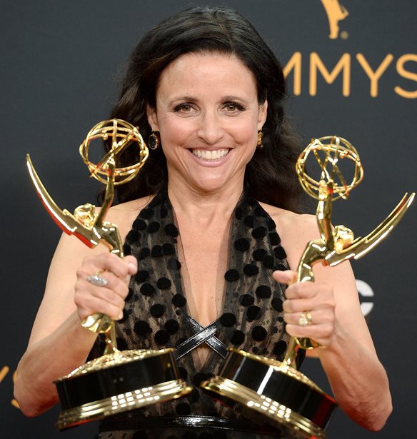 &#x391;&#x3C5;&#x3C4;&#x3BF;&#x3AF; &#x3B5;&#x3AF;&#x3BD;&#x3B1;&#x3B9; &#x3BF;&#x3B9; &#x3B7;&#x3B8;&#x3BF;&#x3C0;&#x3BF;&#x3B9;&#x3BF;&#x3AF; &#x3BC;&#x3B5; &#x3C4;&#x3B1; &#x3C0;&#x3B5;&#x3C1;&#x3B9;&#x3C3;&#x3C3;&#x3CC;&#x3C4;&#x3B5;&#x3C1;&#x3B1; &#x3B2;&#x3C1;&#x3B1;&#x3B2;&#x3B5;&#x3AF;&#x3B1; &#x3C3;&#x3C4;&#x3B7;&#x3BD; &#x3B9;&#x3C3;&#x3C4;&#x3BF;&#x3C1;&#x3AF;&#x3B1; &#x3C4;&#x3C9;&#x3BD; Emmy