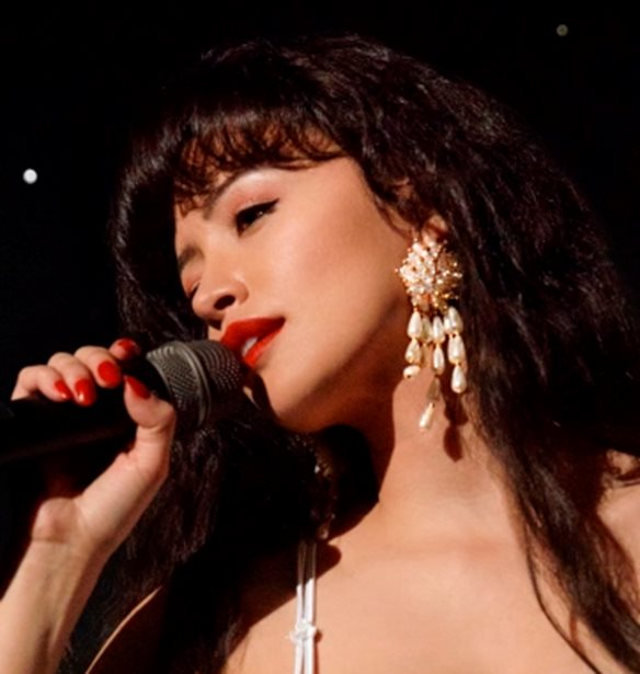 Selena: The Series | &#x3A0;&#x3BF;&#x3B9;&#x3B1; &#x3B5;&#x3AF;&#x3BD;&#x3B1;&#x3B9; &#x3B7; &#x3B9;&#x3C3;&#x3C4;&#x3BF;&#x3C1;&#x3AF;&#x3B1; &#x3C4;&#x3B7;&#x3C2; Selena Quintanilla &#x3C3;&#x3C4;&#x3B7;&#x3BD; &#x3BF;&#x3C0;&#x3BF;&#x3AF;&#x3B1; &#x3B1;&#x3BD;&#x3B1;&#x3C6;&#x3AD;&#x3C1;&#x3B5;&#x3C4;&#x3B1;&#x3B9; &#x3B7; &#x3C3;&#x3B5;&#x3B9;&#x3C1;&#x3AC; &#x3C4;&#x3BF;&#x3C5; Netflix