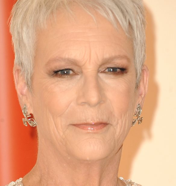Jamie Lee Curtis | &#x39D;&#x3B9;&#x3CE;&#x3B8;&#x3B5;&#x3B9; &#x3CC;&#x3C4;&#x3B9; &#x3B5;&#x3AF;&#x3BD;&#x3B1;&#x3B9; &#x3C5;&#x3C0;&#x3BF;&#x3C7;&#x3C1;&#x3AD;&#x3C9;&#x3C3;&#x3AE; &#x3C4;&#x3B7;&#x3C2; &#x3BD;&#x3B1; &#x3C0;&#x3B1;&#x3BB;&#x3AD;&#x3C8;&#x3B5;&#x3B9; &#x3B5;&#x3BD;&#x3AC;&#x3BD;&#x3C4;&#x3B9;&#x3B1; &#x3C3;&#x3C4;&#x3B7;&#x3BD; &#x3C4;&#x3C1;&#x3B1;&#x3BD;&#x3C3;&#x3C6;&#x3BF;&#x3B2;&#x3AF;&#x3B1;