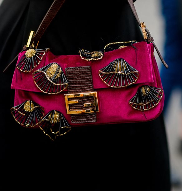 &#x3A0;&#x3CE;&#x3C2; &#x3BF; &#x3BF;&#x3AF;&#x3BA;&#x3BF;&#x3C2; Fendi &#x3AD;&#x3B3;&#x3B9;&#x3BD;&#x3B5; &#x3C0;&#x3B9;&#x3BF; &#x3B5;&#x3C0;&#x3AF;&#x3BA;&#x3B1;&#x3B9;&#x3C1;&#x3BF;&#x3C2; &#x3B1;&#x3C0;&#x3CC; &#x3C0;&#x3BF;&#x3C4;&#x3AD;